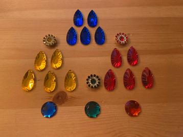 Druppel steentjes rood of geel/goud Sinterklaas mijter beschikbaar voor biedingen