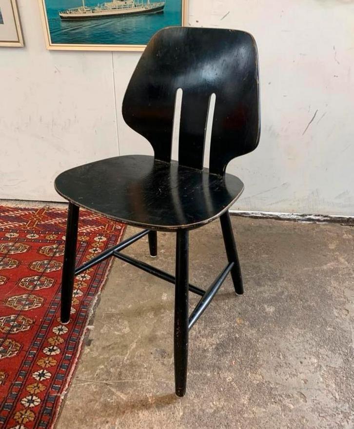 Stoel model J67 van Ejvind A. Johansson voor FDB Møbler,, Huis en Inrichting, Stoelen, Gebruikt, Zwart, Ophalen of Verzenden