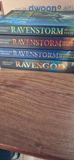 Ravenstorm Bernhard Hennen deel 1 t/m 4, Ophalen of Verzenden, Zo goed als nieuw