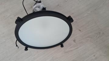 Zwarte industriële lamp / hanglamp E27 / E 27 beschikbaar voor biedingen