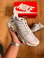 Nike Air Max Plus - Topconditie!, Kleding | Heren, Ophalen of Verzenden, Zo goed als nieuw, Wit, Sneakers of Gympen