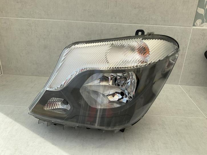 KOPLAMP MERCEDES W906 SPRINTER FACELIFT A9068205600 LINKS MB, Auto-onderdelen, Verlichting, Gebruikt, 6 maanden garantie, Ophalen of Verzenden