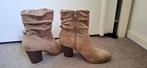 Laarsjes dames, Beige, Lage of Enkellaarzen, Ophalen of Verzenden, Zo goed als nieuw