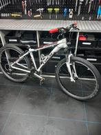 26" Trek 3000 Mountainbike in Nette Staat., Fietsen en Brommers, Fietsen | Jongens, Gebruikt, Handrem, Trek Rockrider Cube Bulls Giant Merida