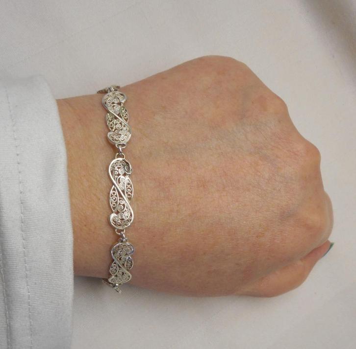 Zilveren vintage armband met filigrain schakels nr.1426, Sieraden, Tassen en Uiterlijk, Armbanden, Zo goed als nieuw, Zilver, Zilver