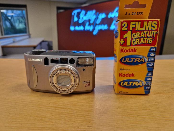 ✅ Samsung Vega 170 analoge camera + 3 filmrolletjes, Audio, Tv en Foto, Fotocamera's Analoog, Gebruikt, Compact, Samsung, Ophalen of Verzenden