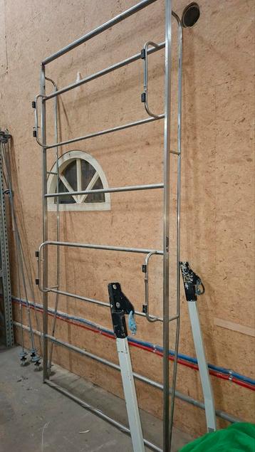 Toyota Hiace RVS Dakrek - Lengte 1 & 2 beschikbaar voor biedingen