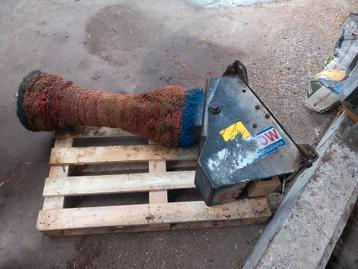 2x Happy Cow Koeborstel - Gebruikt beschikbaar voor biedingen