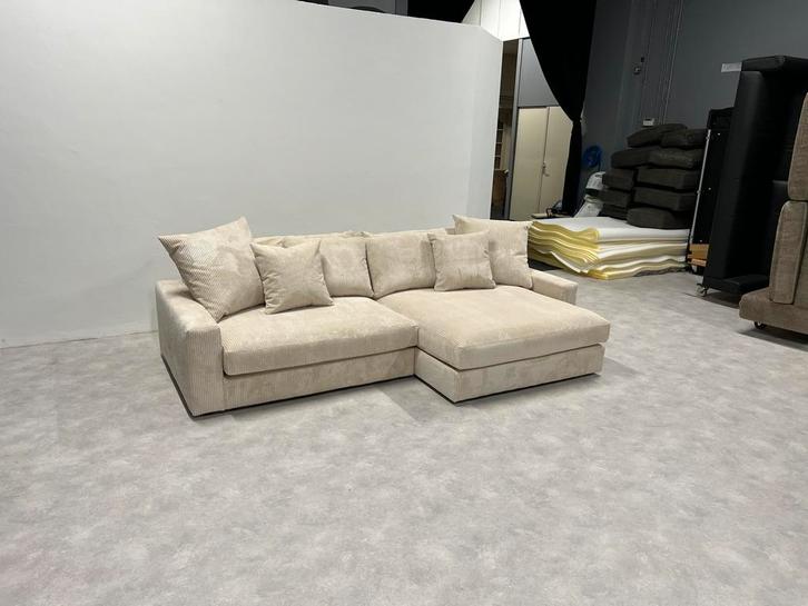 Nieuw GRATIS LEVERING beige ribstof lounge bank 275x160, Huis en Inrichting, Banken | Bankstellen, Zo goed als nieuw, Vierpersoons of meer
