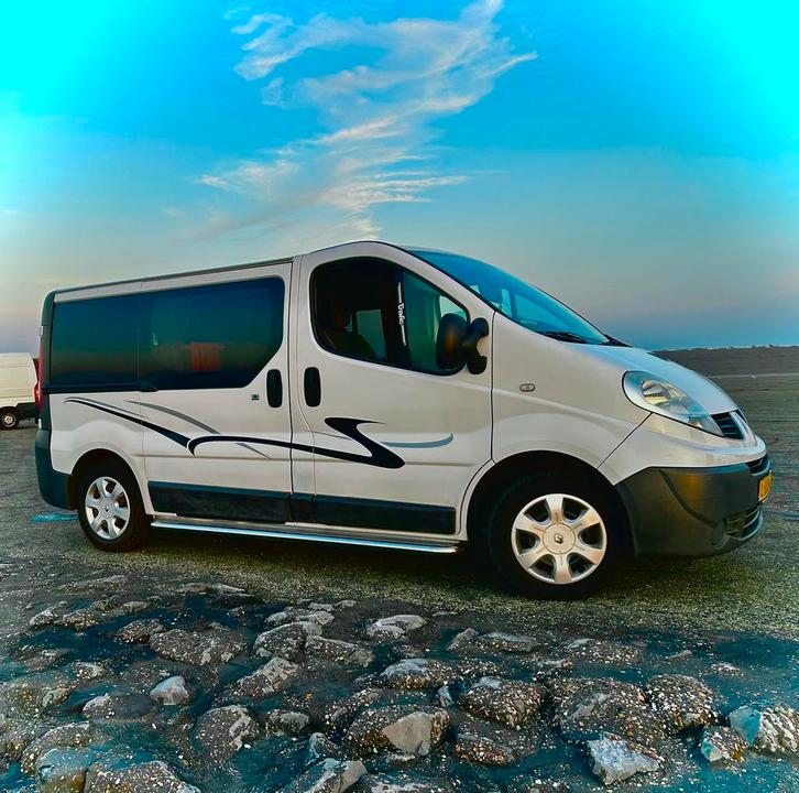 Renault Trafic buscamper, Caravans en Kamperen, Campers, Particulier, tot en met 2, Buscamper of Camperbus, Overige merken, Diesel