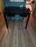 Bartafel met 2 zwarte barstoelen, Huis en Inrichting, Ophalen