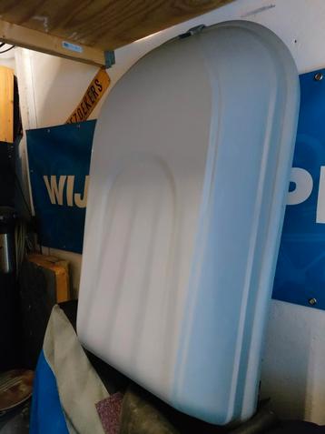 dakkoffer. beschikbaar voor biedingen