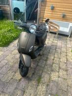 Mooie AGM VX 50, Fietsen en Brommers, Snorfietsen en Snorscooters, Overige merken, Gebruikt, Ophalen of Verzenden, Benzine
