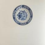 Delfsblauwen borden plus 2 potten plus muurvitrine, Ophalen of Verzenden