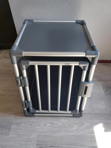 Trixie transport bench, lichtgewicht aluminium 70x50x60 beschikbaar voor biedingen