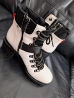 🌹Mooie stevige nieuwe schoenen mt39🌹, Overige kleuren, Lage of Enkellaarzen, Nieuw, Ophalen of Verzenden