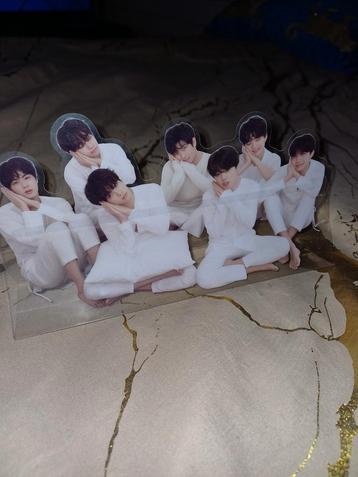 Standaard bts love yourself tear beschikbaar voor biedingen
