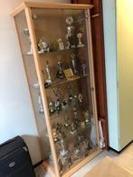 Gratis vitrine kast, staat in Brummen., Huis en Inrichting, Kasten | Vitrinekasten, Ophalen, 25 tot 50 cm