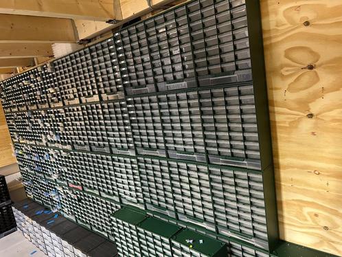 Mega partij Lego 300KG + Bricklink inventaris, Kinderen en Baby's, Speelgoed | Duplo en Lego, Gebruikt, Lego, Losse stenen, Ophalen