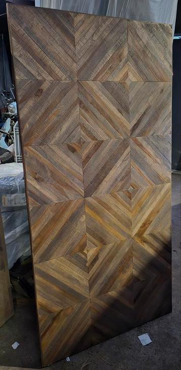 Woood Rhombic Eettafel 180x90