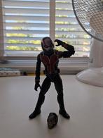 Ant-Man Marvel Legends Figuur met Accessoires, Verzamelen, Ophalen of Verzenden, Gebruikt