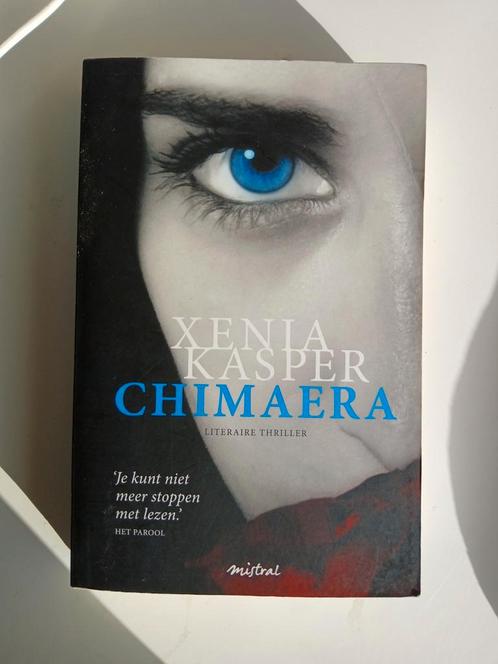 Xenia Kasper - Chimaera, Boeken, Thrillers, Zo goed als nieuw, Nederland, Ophalen of Verzenden