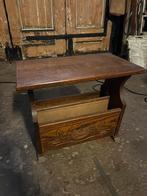 Vintage krantenbak ook als bijzettafel te gebruiken, Ophalen