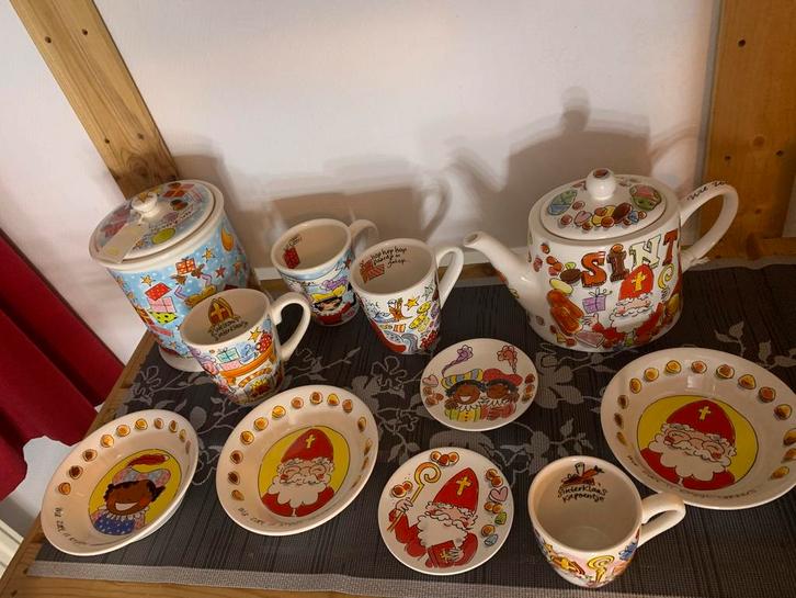Blond sinterklaas, Huis en Inrichting, Keuken | Servies, Zo goed als nieuw, Compleet servies, Blond Amsterdam, Aardewerk, Ophalen