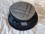 Dameshoed, zwart met grijs, Ophalen of Verzenden, Zo goed als nieuw, 56 of 57 cm (M, 7 of 7⅛ inch), Hoed