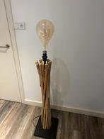 Vloerlamp eiken hout met gloeilamp, Huis en Inrichting, Lampen | Vloerlampen, Ophalen of Verzenden, Zo goed als nieuw