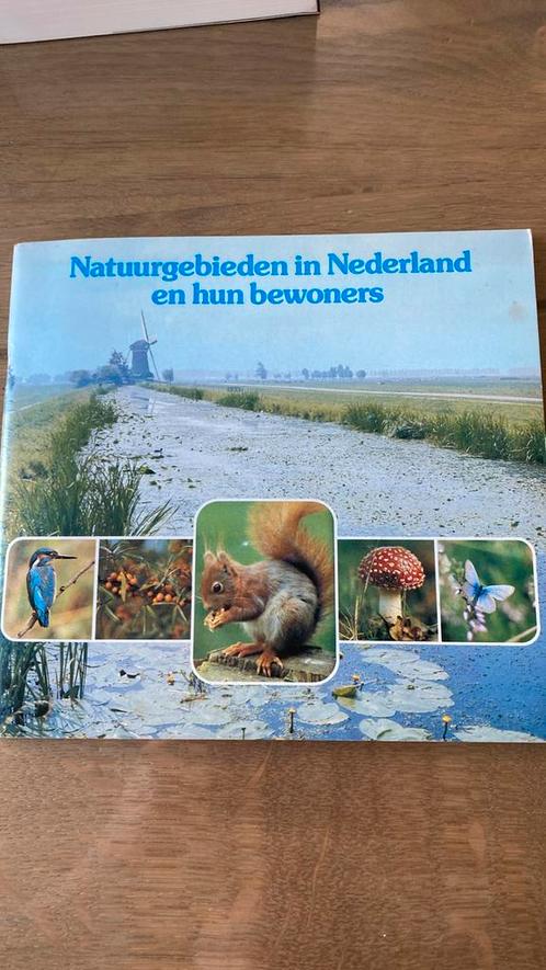 Natuurgebieden in Nederland en hún bewoners, Boeken, Natuur, Zo goed als nieuw, Ophalen of Verzenden