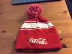 Coca Cola muts met Pompon. 100% katoen, Kleding | Heren, Mutsen, Sjaals en Handschoenen, Ophalen of Verzenden, Nieuw, Overige maten