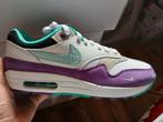Nike Air Max 1 ID - Maat 45 - Nieuw, Kleding | Heren, Schoenen, Ophalen of Verzenden, Nieuw, Overige kleuren