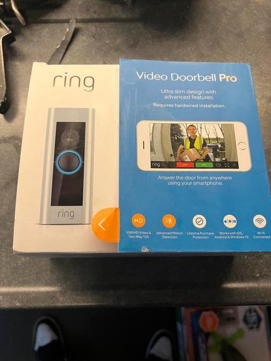 Ring Doorbel Pro, Huis en Inrichting, Deurbellen, Gebruikt, Bedraad, Ingebouwde camera, Compatibel met smartphone, Bewegingsdetectiesensor