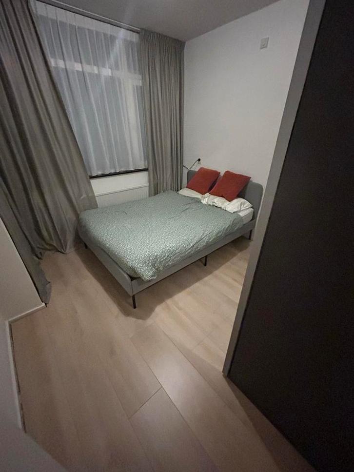 Ikea bed (140x200) inclusief lattenbodem en matras, Huis en Inrichting, Slaapkamer | Bedden, Zo goed als nieuw, Tweepersoons, 140 cm