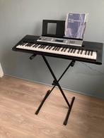 Keyboard Yamaha met bijbehoren €130, Ophalen, Zo goed als nieuw, 61 toetsen, Yamaha