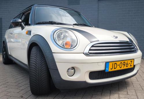 Mini Clubman 1.6 16V Cooper 2009 Wit, Auto's, Mini, Particulier, Clubman, Benzine, B, Stationwagon, Handgeschakeld, Geïmporteerd