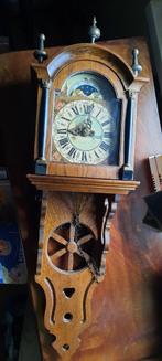 Antieke Friese staartklok/schippertje., Ophalen