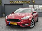 Ford Focus 1.0 Titanium Edition 1e Eigenaar,125pk,Navi,Clima, Auto's, Gebruikt, 3 cilinders, 999 cc, Rood