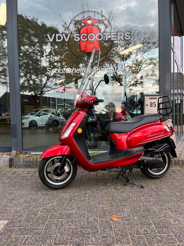 Nette Sym fiddle 2 snorscooter, Fietsen en Brommers, Snorfietsen en Snorscooters, Zo goed als nieuw, SYM, Benzine, Ophalen