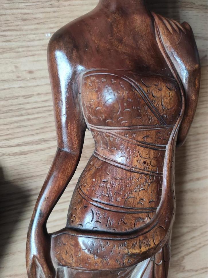 Balinese Houten Danseres - 50 cm, Antiek en Kunst, Kunst | Beelden en Houtsnijwerken, Ophalen of Verzenden