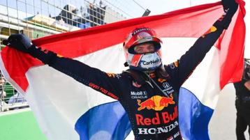 Max Verstappen 2021 kaart / fotokaart beschikbaar voor biedingen