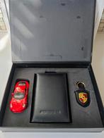 Set 3 X origineel porsche accessoires met doos 

 Ledere, Hobby en Vrije tijd, Modelauto's | 1:43, Ophalen of Verzenden, Nieuw