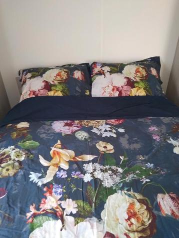 Essenza FLEUR Nightblue dekbedhoes beschikbaar voor biedingen