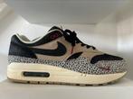 Nike air Max 1 cobblestone customized, Ophalen of Verzenden, Zo goed als nieuw, Overige kleuren