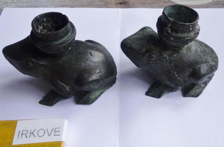 ANTIEK * BRONS OUDE KANDELAARS * Twee Kikkers *, Antiek en Kunst, Antiek | Kandelaars, Koper of Brons, Verzenden