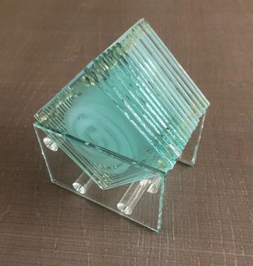 Glazen onderzetters met houder  beschikbaar voor biedingen