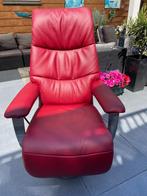 Zeer luxe Sta-op Relax stoel Leer, Ophalen, 75 tot 100 cm, Zo goed als nieuw, Metaal