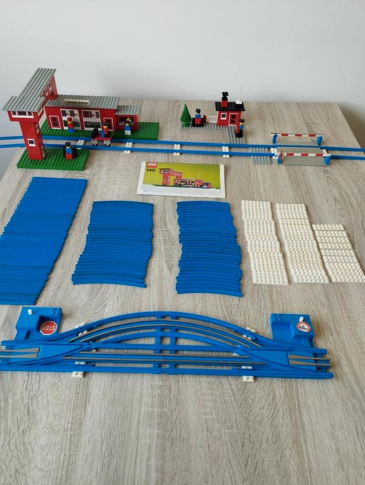 Lego Central Station nr 148 met Central Crossing nr 146 !!, Kinderen en Baby's, Speelgoed | Duplo en Lego, Zo goed als nieuw, Ophalen of Verzenden