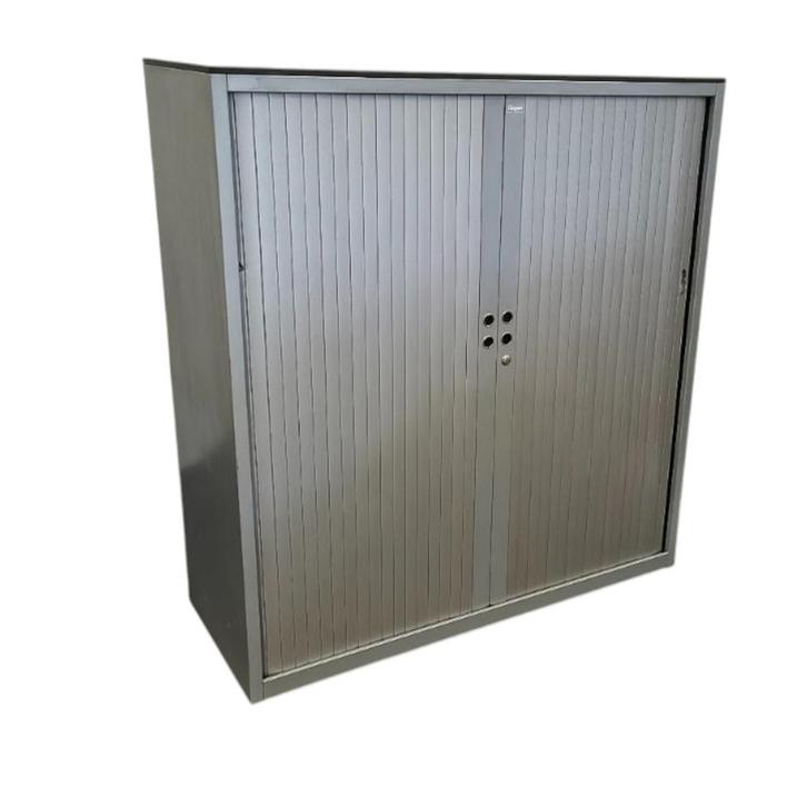 Gispen Meta Roldeurkast Zilvergrijs 132x 120 x 47 B-keus, Huis en Inrichting, Kasten | Roldeurkasten en Archiefkasten, Gebruikt
